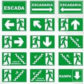Placas de sinalização de rota de fuga