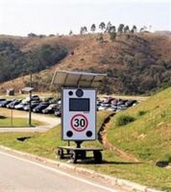 Placa velocímetro com carrinho para concessionárias